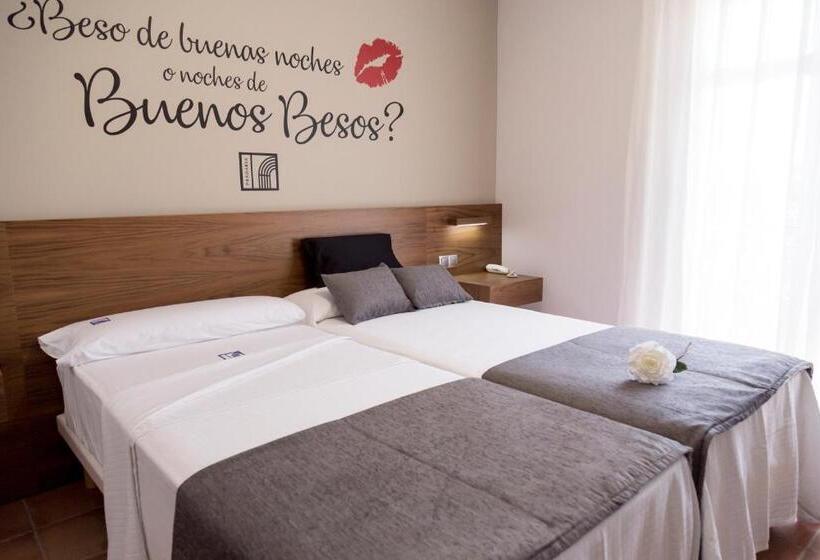 旅馆 Hostal Pradaria Asador & Alojamiento