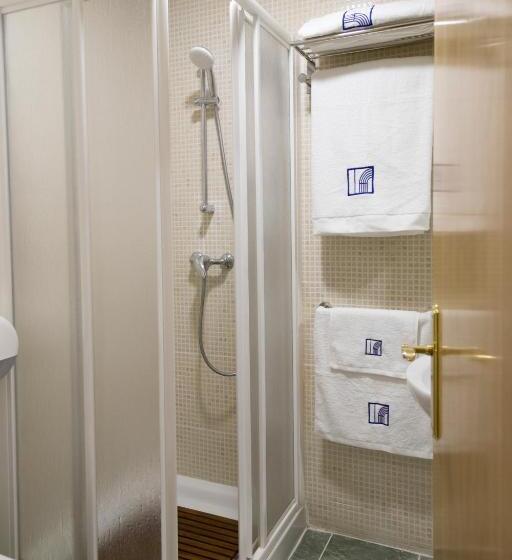 旅馆 Hostal Pradaria Asador & Alojamiento