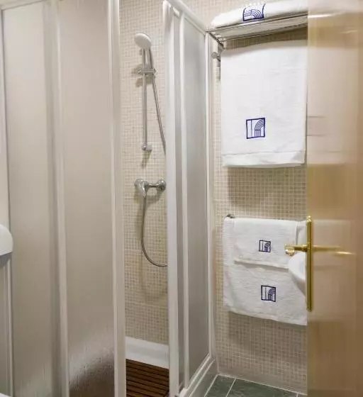 ユースホステル Hostal Pradaria Asador & Alojamiento