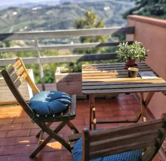 Aamiaismajoitus (B&B) Il Giardino Dei Frati