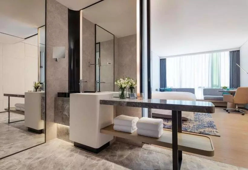 Hotelli Courtyard By Marriott Shenzhen Northwest