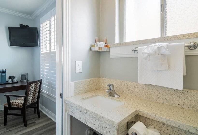 Greenleaf Hotel Long Beach Convention Center