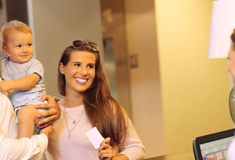 Greenleaf Hotel Long Beach Convention Center