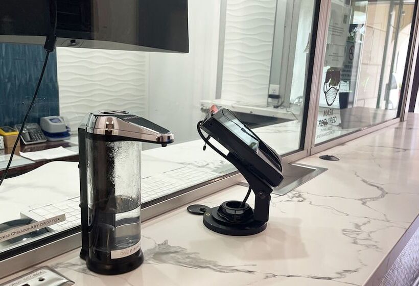 Greenleaf Hotel Long Beach Convention Center