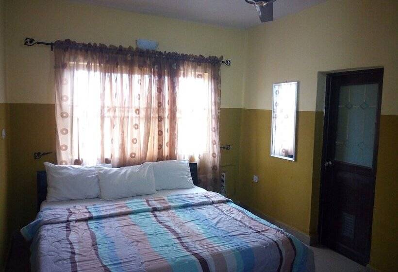 هتل Peak Olam Suites