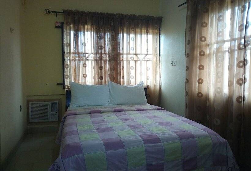 هتل Peak Olam Suites