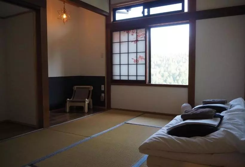 ペンション Guesthouse Nedoko