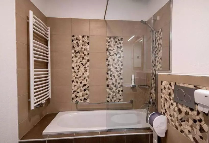 پانسیون Guesthouse Stari Mayr