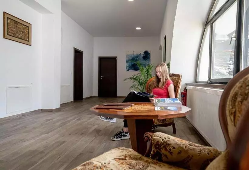 پانسیون Guesthouse Stari Mayr