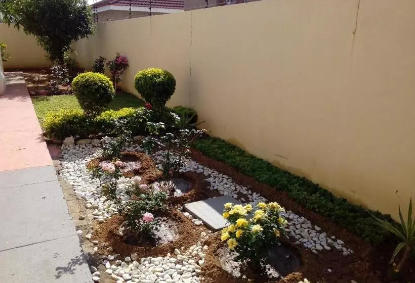 ベッドアンドブレックファースト Tap S Home Away From Home