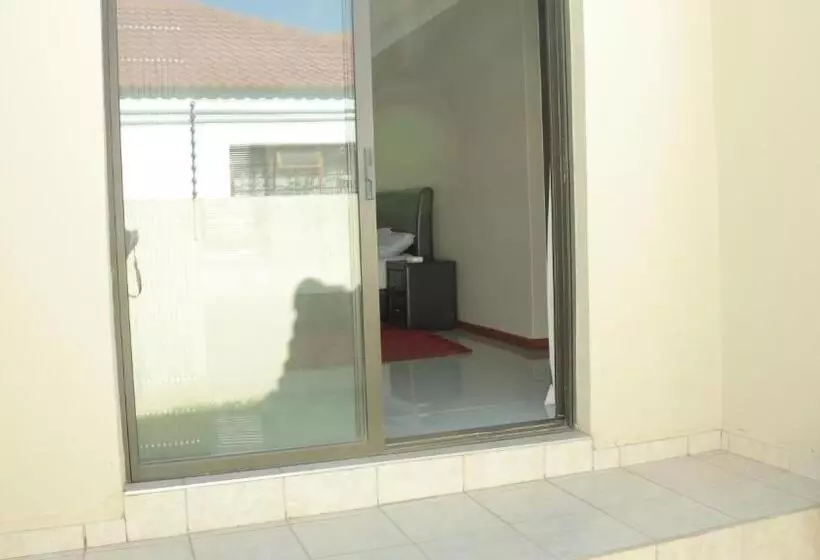 ベッドアンドブレックファースト Tap S Home Away From Home