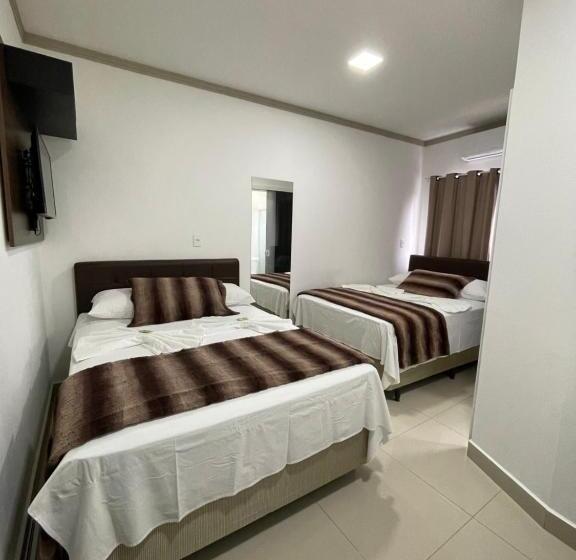 ユースホステル Penha Parque Pousada