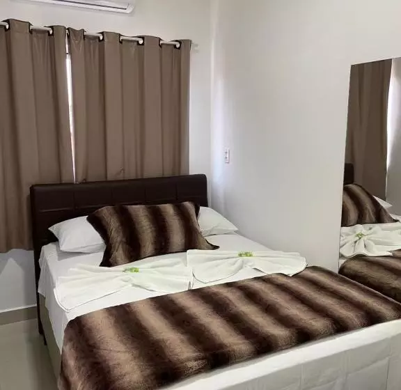 Retkeilymaja Penha Parque Pousada