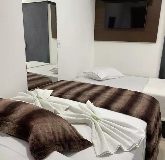 Retkeilymaja Penha Parque Pousada