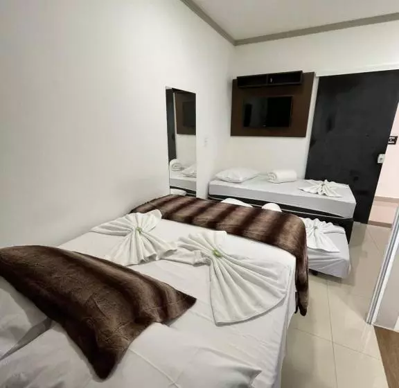 Retkeilymaja Penha Parque Pousada