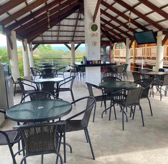 בית מלון כפרי Hv Sueño Real Tatacoa