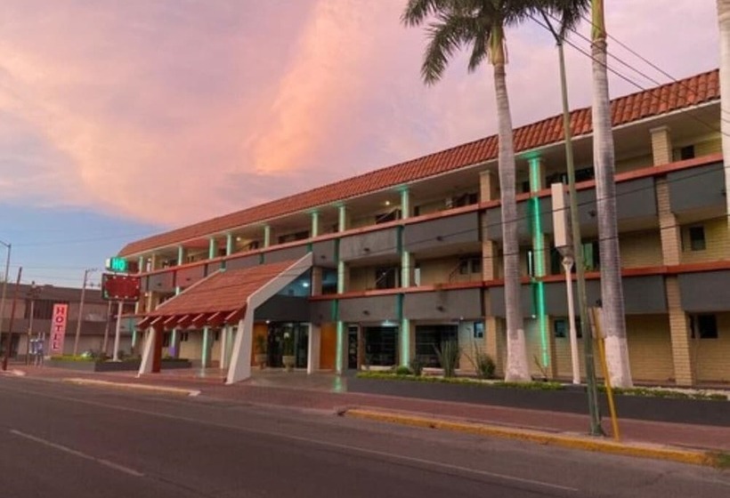 בית מלון כפרי La Finca