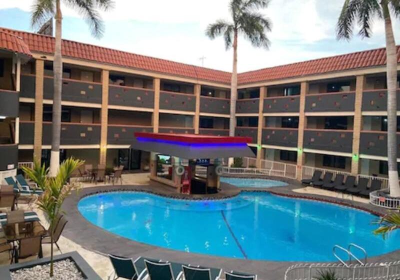 בית מלון כפרי La Finca