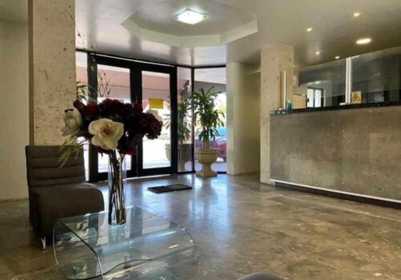 בית מלון כפרי La Finca