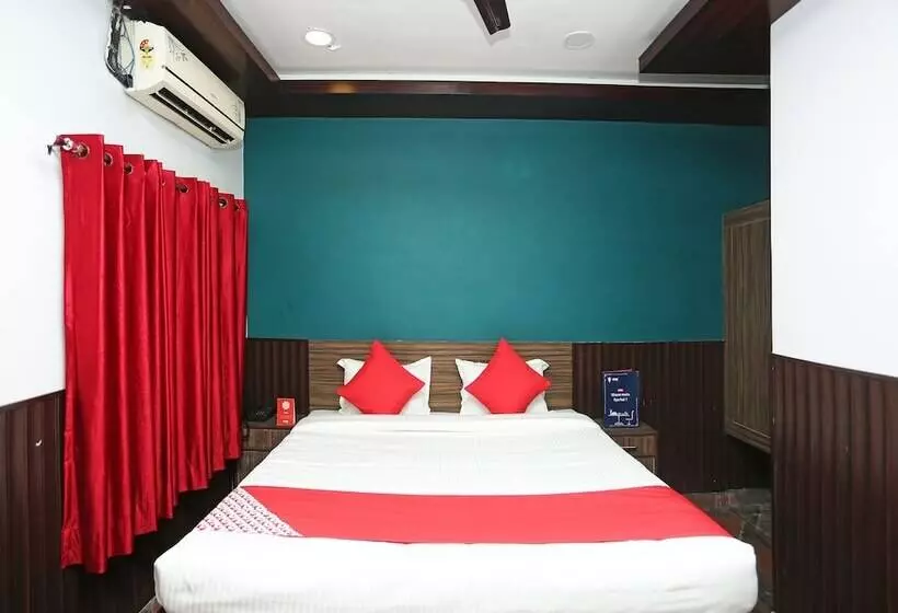 Hotelli Oyo 16116 Ashoka