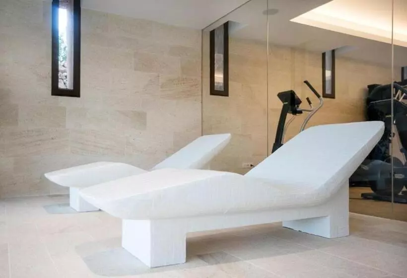 Hotelli Safragell Ibiza Suites & Spa