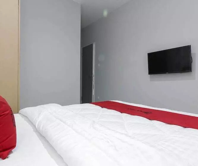 ペンション Reddoorz Syariah Near Metropolitan Mall Bekasi