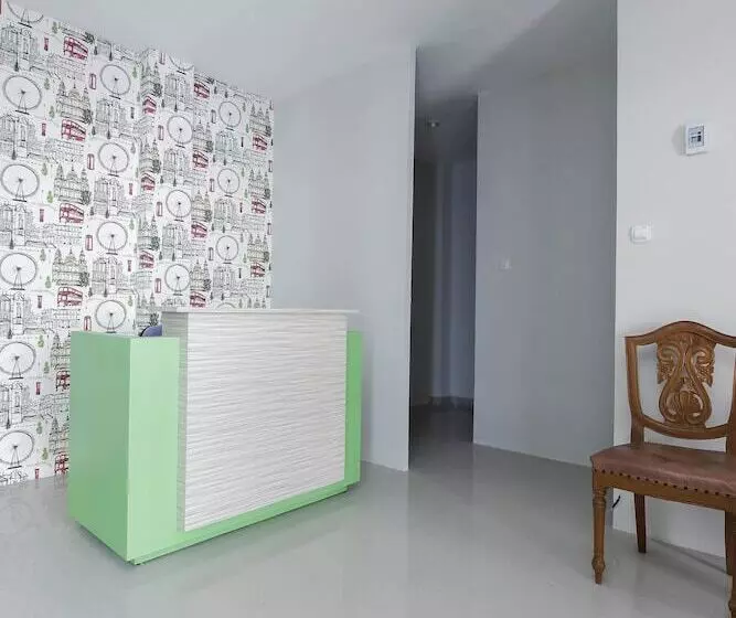 ペンション Reddoorz Syariah Near Metropolitan Mall Bekasi