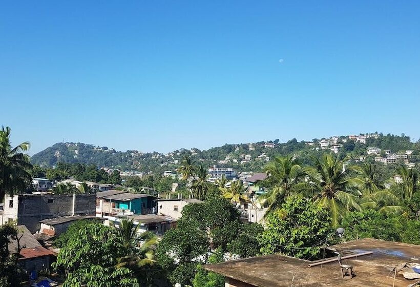 Pension Pinnacle Residence