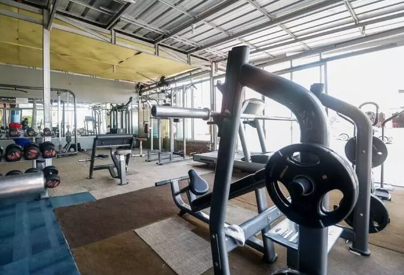 ペンション Reddoorz @ Jalan Diponegoro Lampung