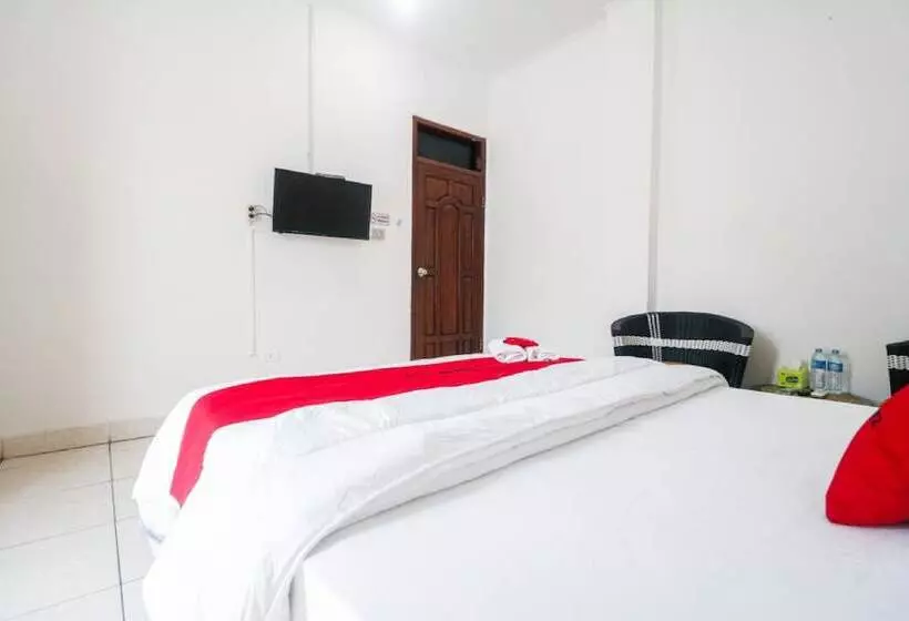 ペンション Reddoorz @ Jalan Diponegoro Lampung