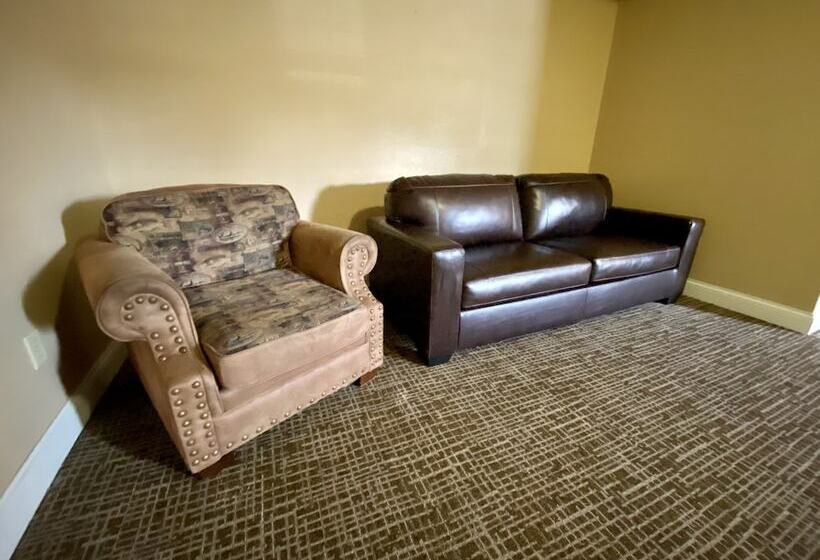 فندق على الطريق Riverchase Lodge