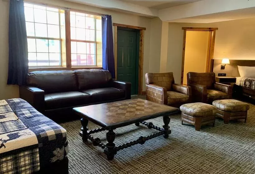 モーテル Riverchase Lodge