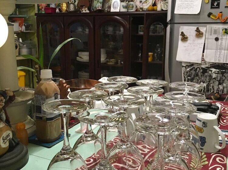 Pensão Guest House One One One