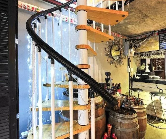 Majatalo Jarasum Guest House