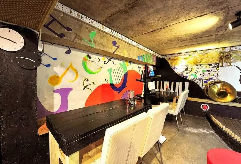 Majatalo Jarasum Guest House