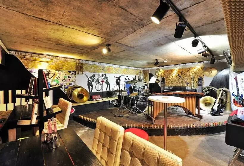 Majatalo Jarasum Guest House