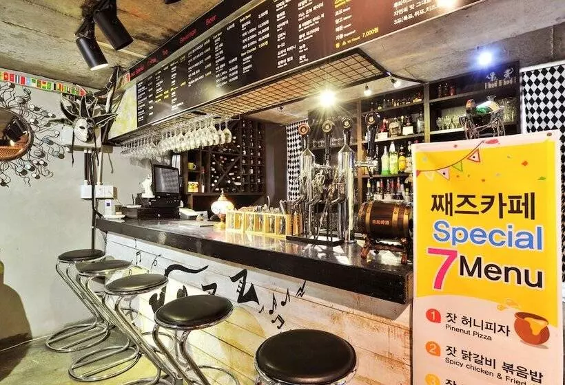 Majatalo Jarasum Guest House