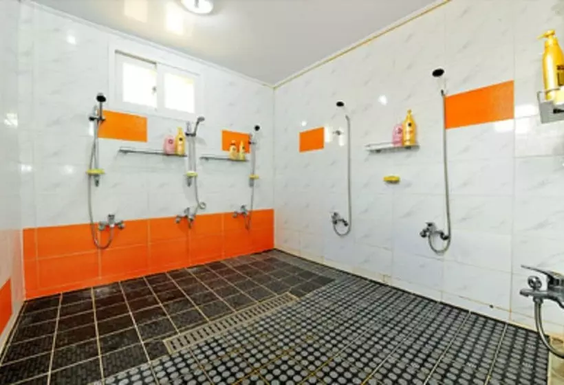 Majatalo Jarasum Guest House