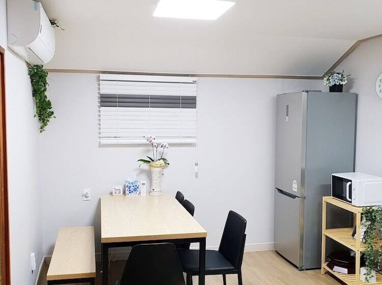 Cămin Dal Garam Guesthouse 외국인 전용