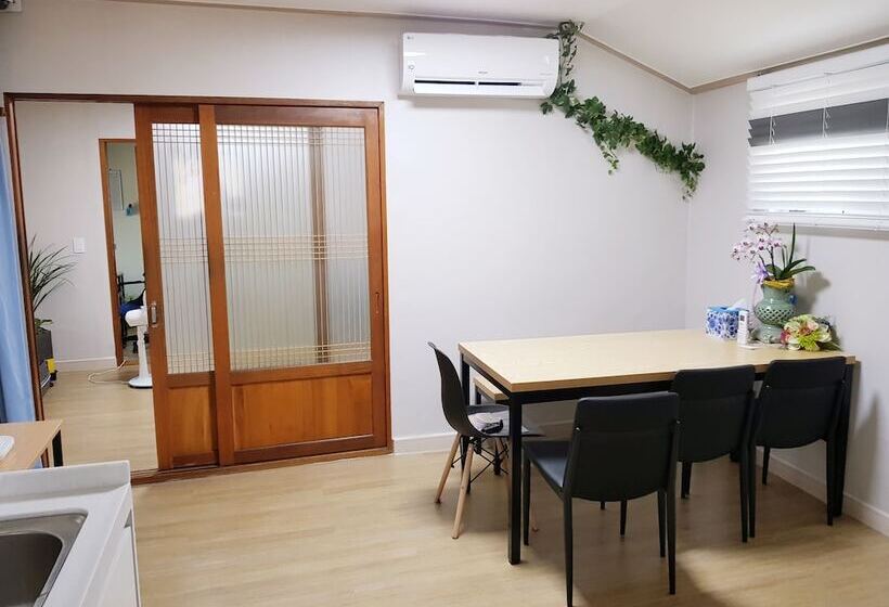 Cămin Dal Garam Guesthouse 외국인 전용