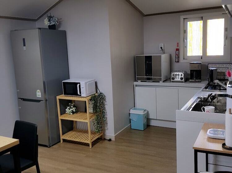 Cămin Dal Garam Guesthouse 외국인 전용