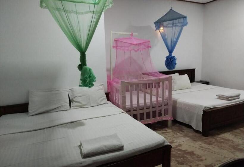 Bed and Breakfast Ocean Gate Negombo