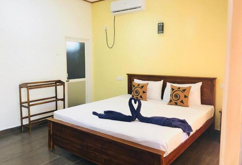 Bed and Breakfast Ocean Gate Negombo