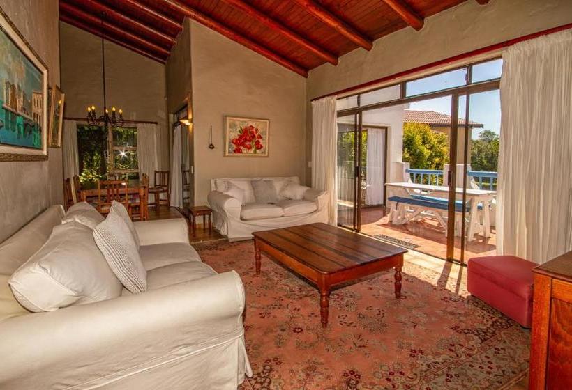 Bed and Breakfast Sea Whisper Guest House And Self Catering