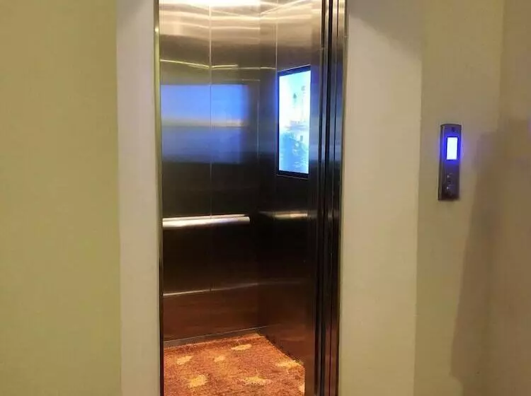 City Hotel Colombo 02