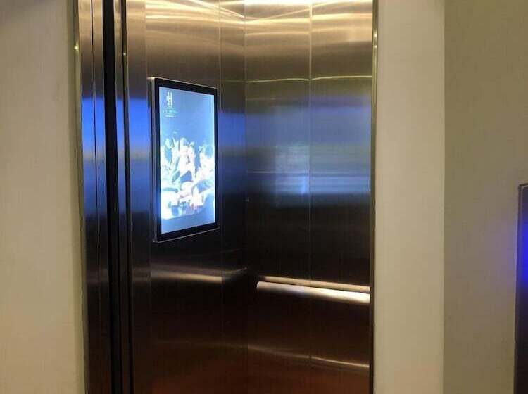 City Hotel Colombo 02