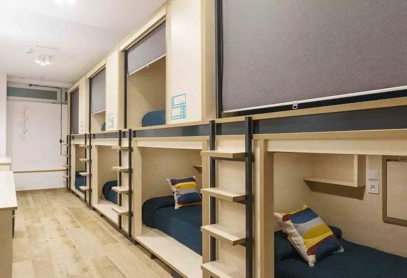 Take Surf Hostel Conil