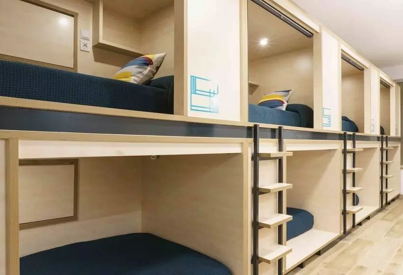 Take Surf Hostel Conil