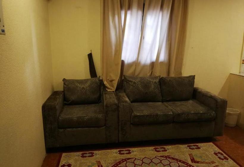 ホテル Saad Palace Residential Units   Al Rabwa 2