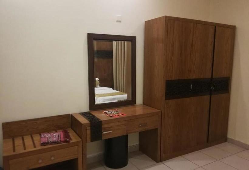 ホテル Saad Palace Residential Units   Al Rabwa 2